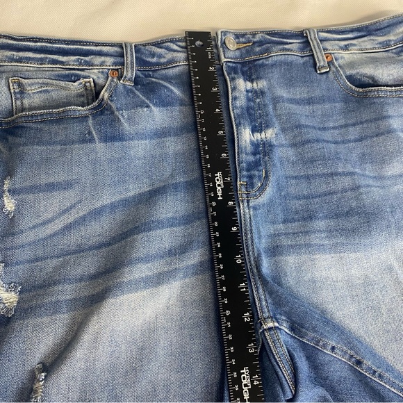 Distressed Denim Women Shorts - Picture 12 of 16